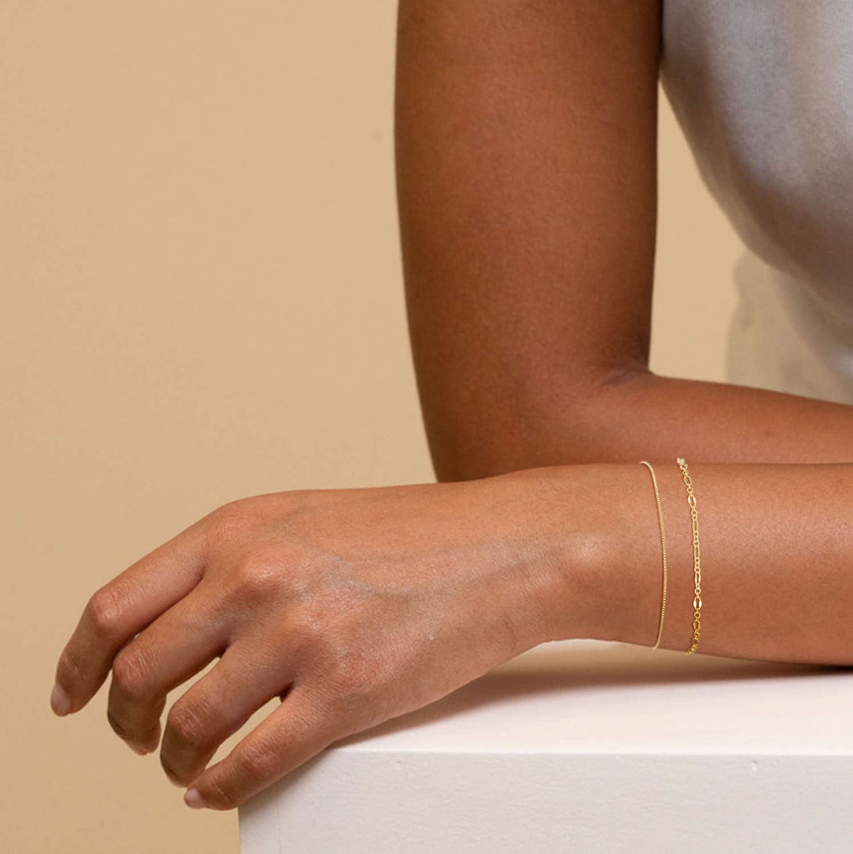 MBW Gold Bracelets for Women Trendy, Dainty 14K Gold Plated Bracelet Stack Beaded Chain Bracelet Set Thin Small Cute Paperclip Bracelets Fashion Waterproof Jewelry Gift Gold Accessories for Women