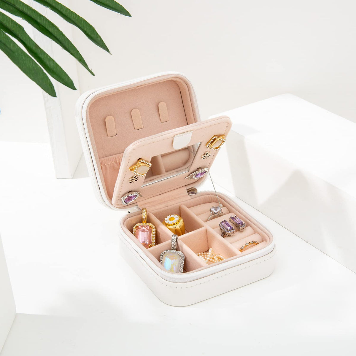 KElofoN Travel Jewelry Case and Organizer with Mirror - Gift for Women and Girls