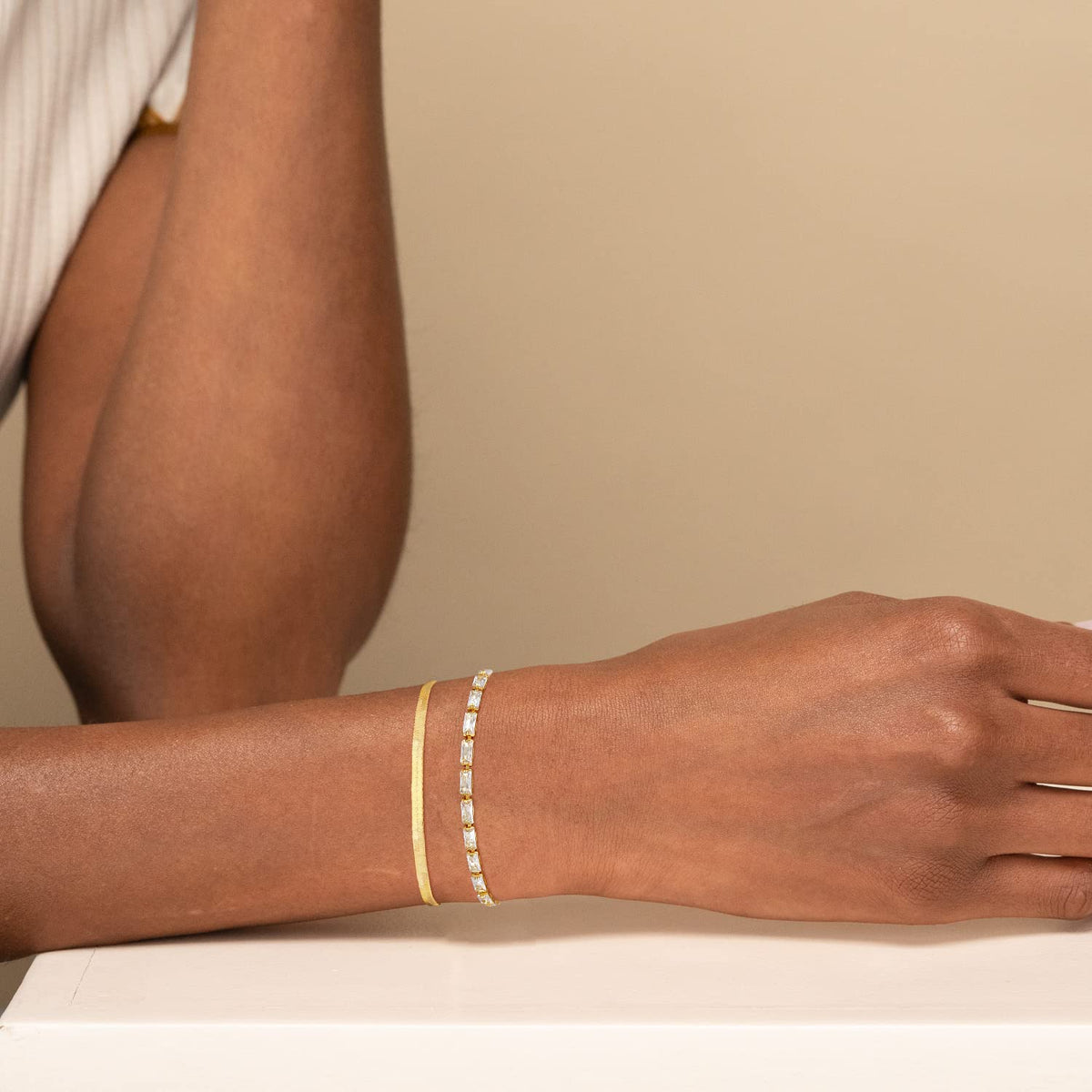 MBW Gold Bracelets for Women Trendy, Dainty 14K Gold Plated Bracelet Stack Beaded Chain Bracelet Set Thin Small Cute Paperclip Bracelets Fashion Waterproof Jewelry Gift Gold Accessories for Women