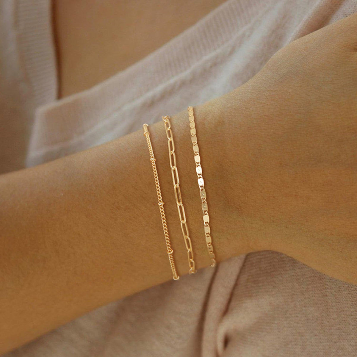 MBW Gold Bracelets for Women Trendy, Dainty 14K Gold Plated Bracelet Stack Beaded Chain Bracelet Set Thin Small Cute Paperclip Bracelets Fashion Waterproof Jewelry Gift Gold Accessories for Women