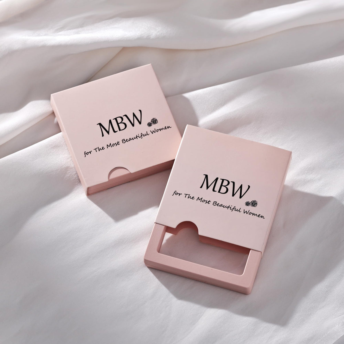 MBW Gold Bracelets for Women Trendy, Dainty 14K Gold Plated Bracelet Stack Beaded Chain Bracelet Set Thin Small Cute Paperclip Bracelets Fashion Waterproof Jewelry Gift Gold Accessories for Women