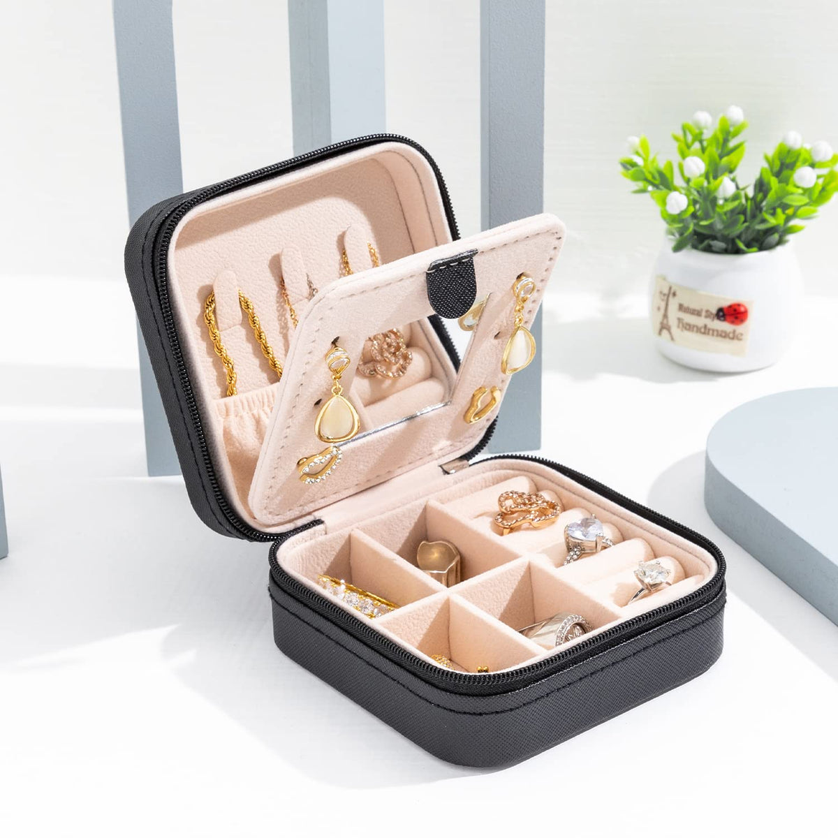 KElofoN Travel Jewelry Case and Organizer with Mirror - Gift for Women and Girls