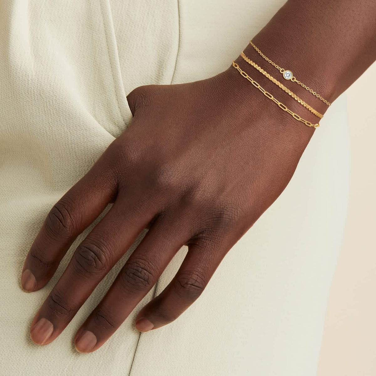 MBW Gold Bracelets for Women Trendy, Dainty 14K Gold Plated Bracelet Stack Beaded Chain Bracelet Set Thin Small Cute Paperclip Bracelets Fashion Waterproof Jewelry Gift Gold Accessories for Women