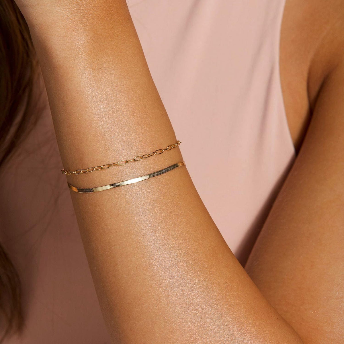 MBW Gold Bracelets for Women Trendy, Dainty 14K Gold Plated Bracelet Stack Beaded Chain Bracelet Set Thin Small Cute Paperclip Bracelets Fashion Waterproof Jewelry Gift Gold Accessories for Women